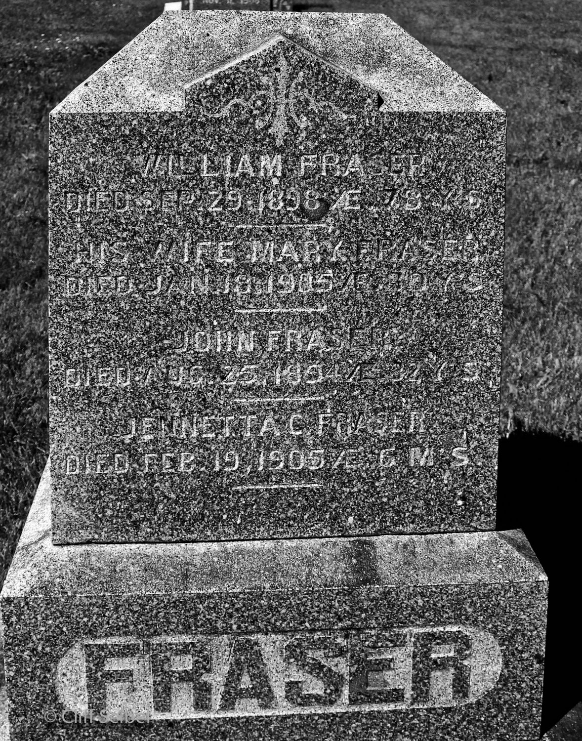 Photo of headstones/Mary McLennan Fraser d1905 hdstn, Kenyon Cem, Dunvegan, Ontario 